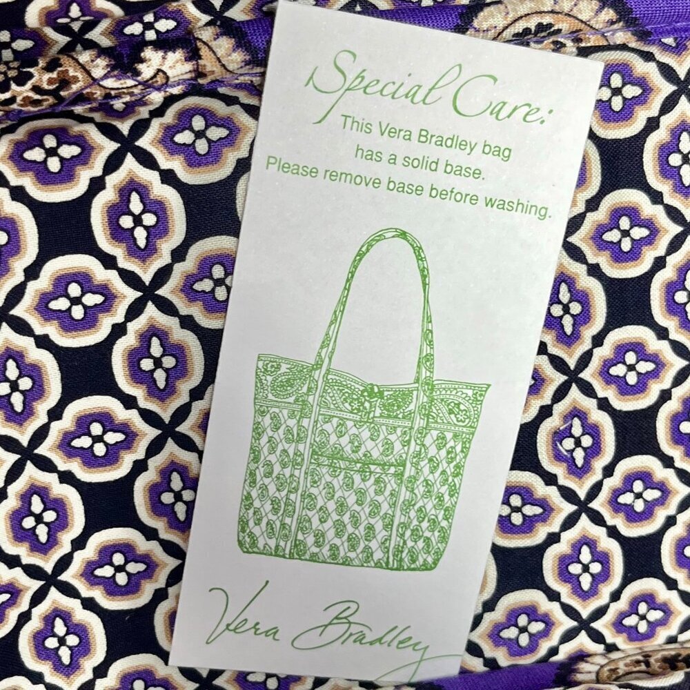 Vera Bradley Shoulder Bag NWT & NWT Matching Wristlet Simply Violet - Picture 4 of 16